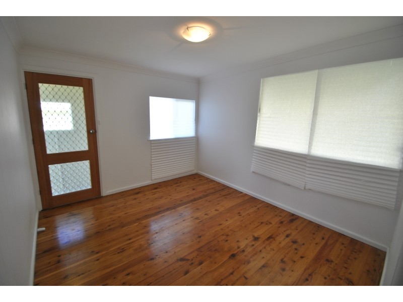 12 Palomar Parade, Toukley NSW 2263