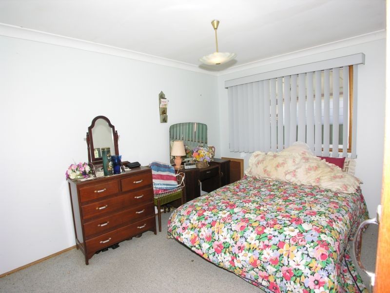 5 Shortland Avenue, Killarney Vale NSW 2261