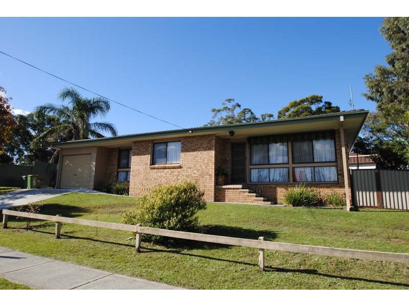 1 Paul Place, Lake Haven NSW 2263