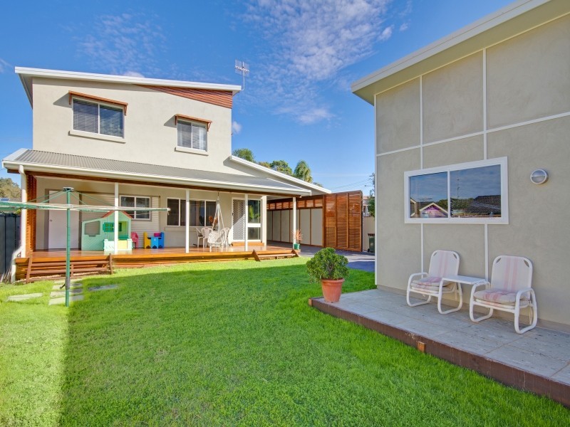 69 Manuka Parade, Gorokan NSW 2263