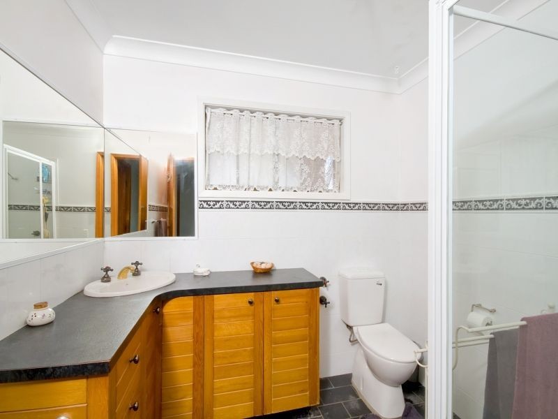 61 Boondilla Road, Blue Bay NSW 2261