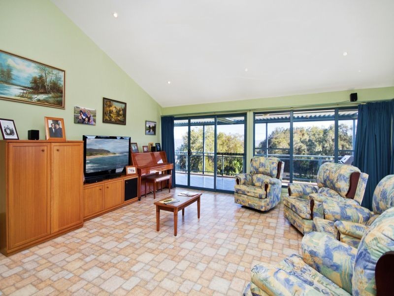 55 Lakeside Parade, The Entrance NSW 2261