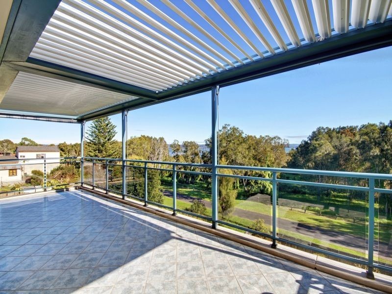 55 Lakeside Parade, The Entrance NSW 2261