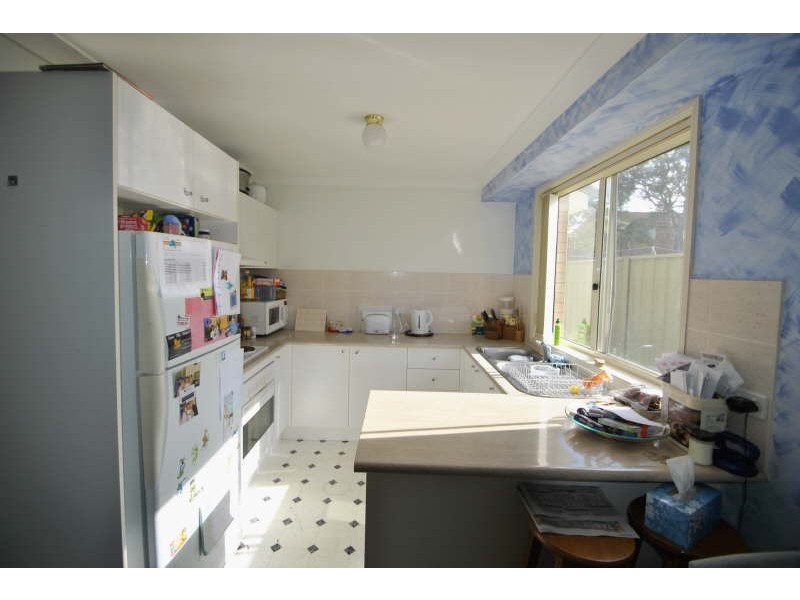 2/16 Holmes Avenue, Toukley NSW 2263