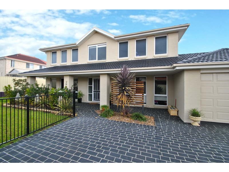 10 Vulcan Place, Hamlyn Terrace NSW 2259