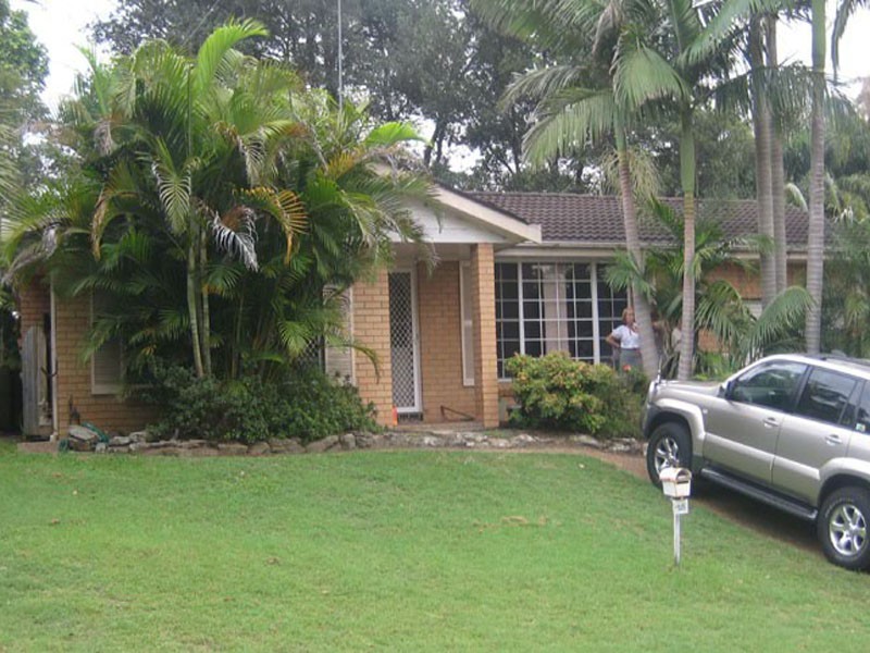 25 Haigh Close, Berkeley Vale NSW 2261