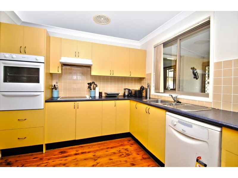 13 Fourth Avenue, Toukley NSW 2263