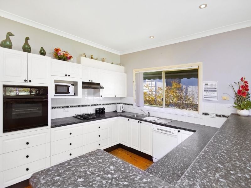 37 Pacific Street, Long Jetty NSW 2261