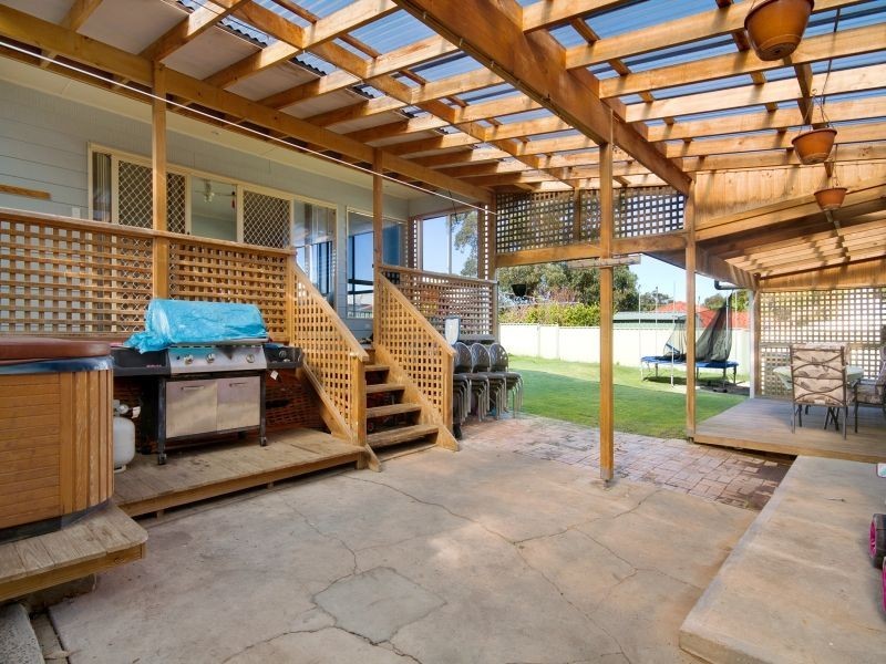 37 Pacific Street, Long Jetty NSW 2261