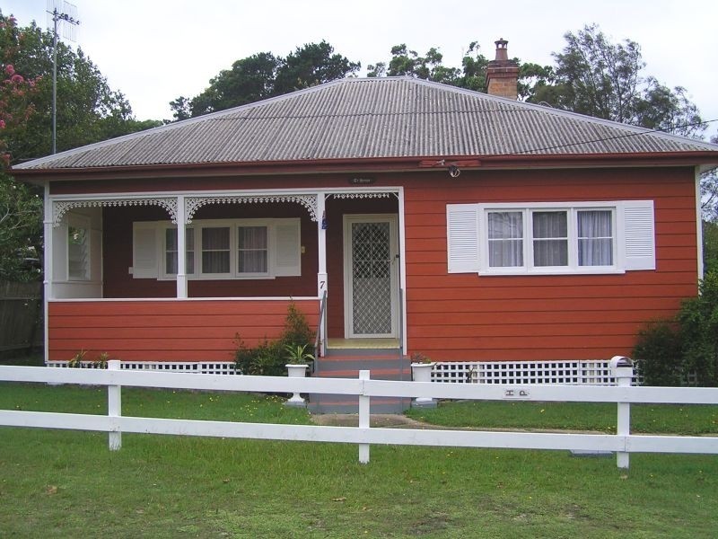 7 Yaralla Road, Toukley NSW 2263