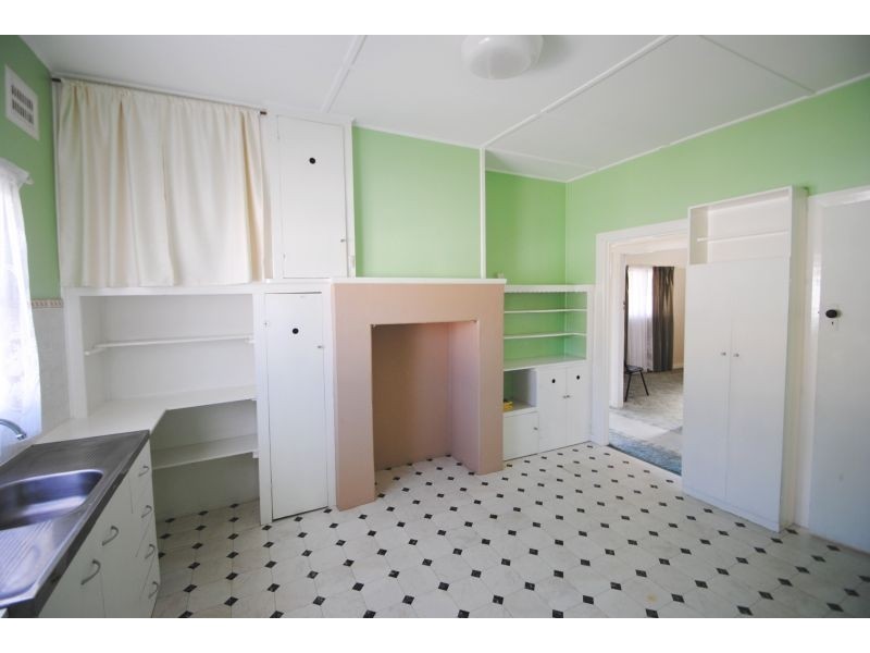 7 Yaralla Road, Toukley NSW 2263