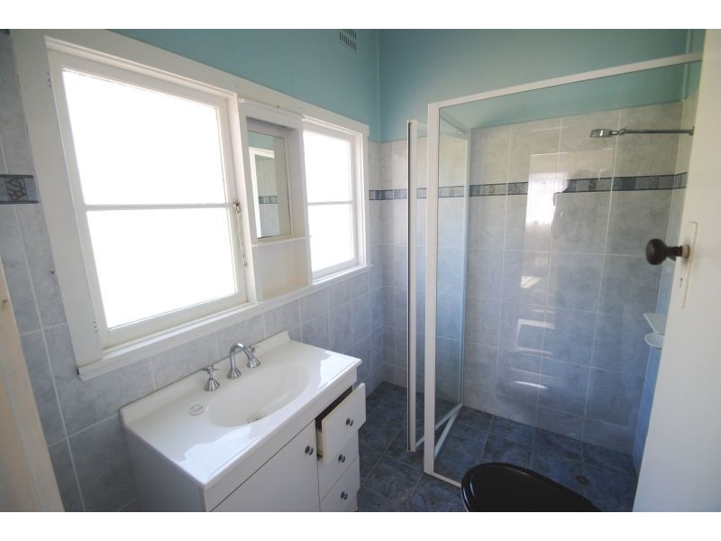 7 Yaralla Road, Toukley NSW 2263