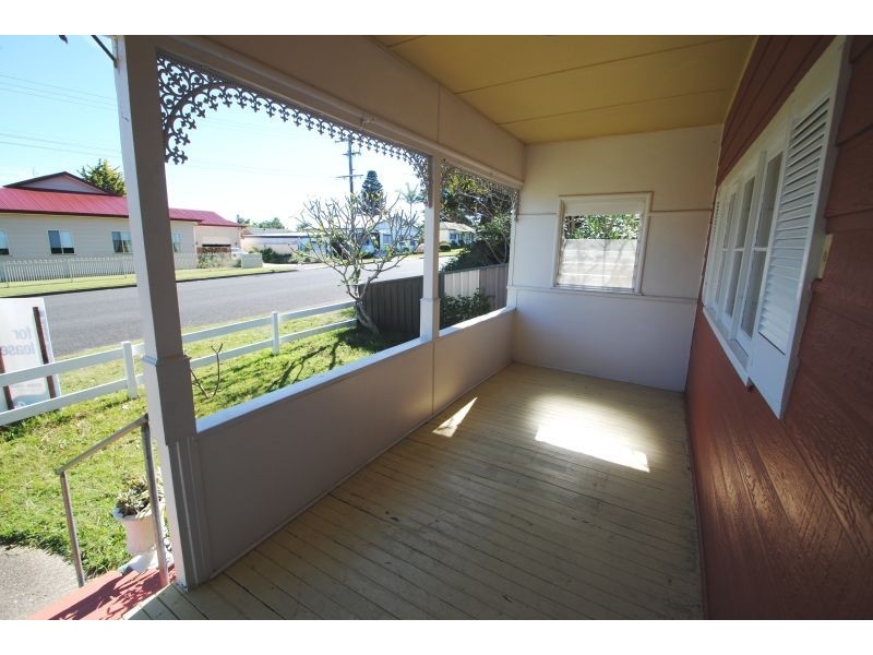 7 Yaralla Road, Toukley NSW 2263