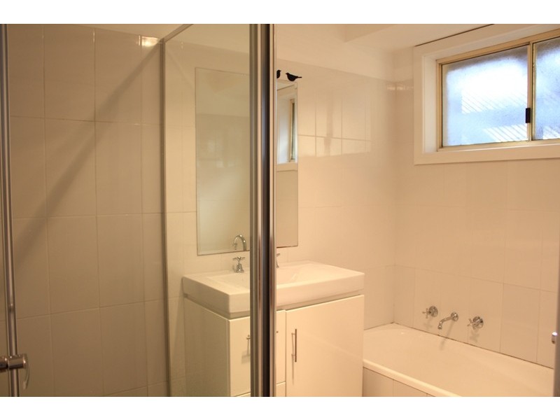 33 Debra Anne Drive, Bateau Bay NSW 2261