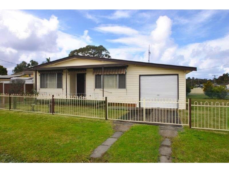 30 First Avenue, Toukley NSW 2263