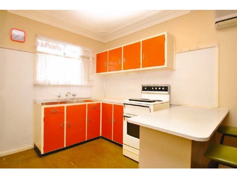 30 First Avenue, Toukley NSW 2263