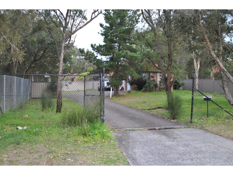 3 Community Drive, Bateau Bay NSW 2261