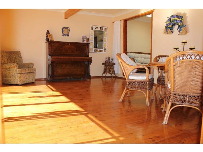 35 Goobarabah Avenue, Lake Haven NSW 2263