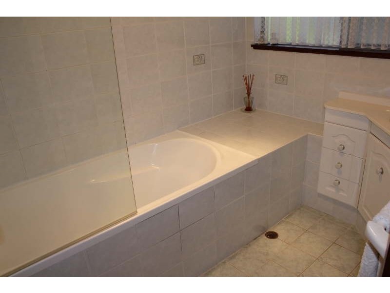 35 Goobarabah Avenue, Lake Haven NSW 2263