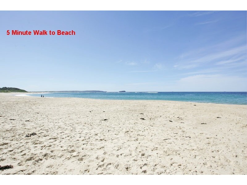 16 Ada Avenue, Noraville NSW 2263