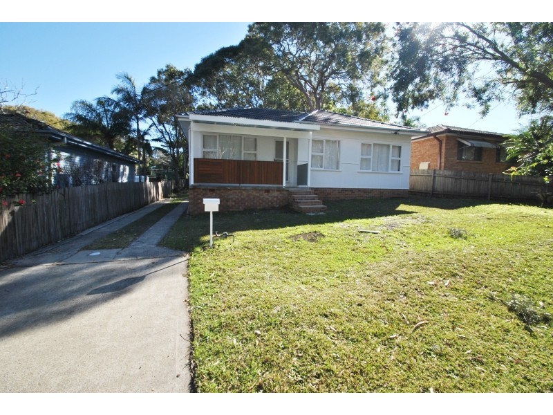 90 Sunrise Avenue, Halekulani NSW 2262