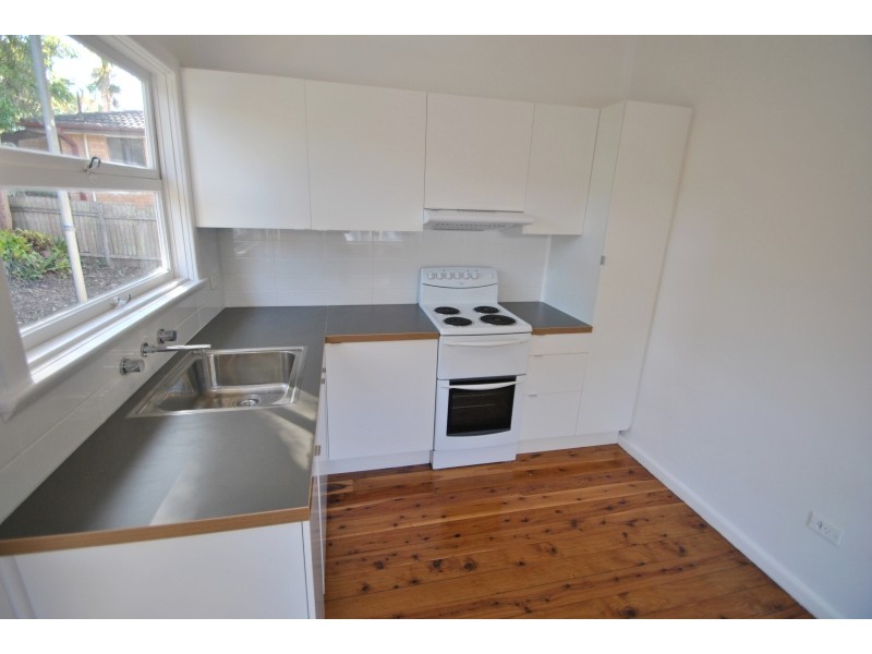 90 Sunrise Avenue, Halekulani NSW 2262