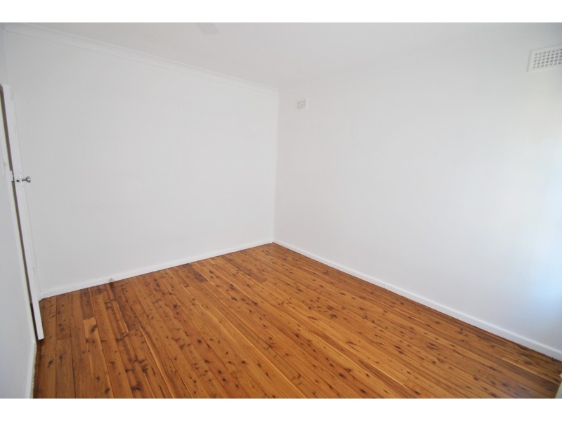 90 Sunrise Avenue, Halekulani NSW 2262