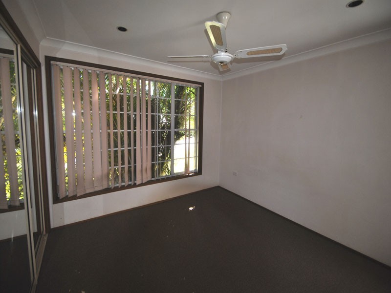 25 Haigh Close, Berkeley Vale NSW 2261