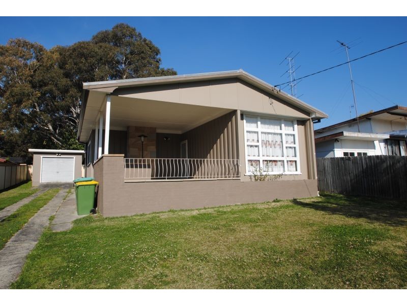 27 Leonard Avenue, Toukley NSW 2263