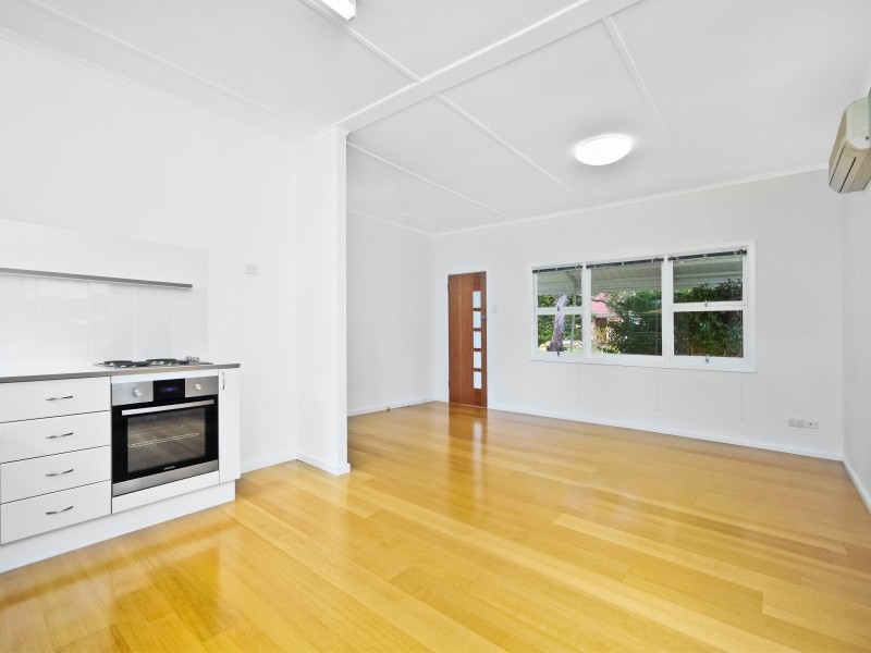 10 Fifth Avenue, Toukley NSW 2263