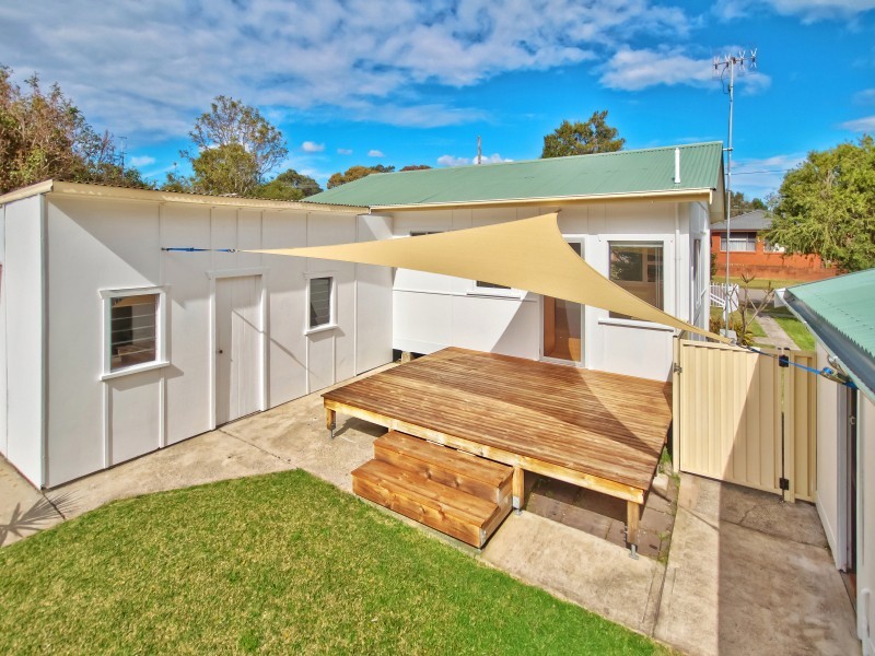 10 Fifth Avenue, Toukley NSW 2263