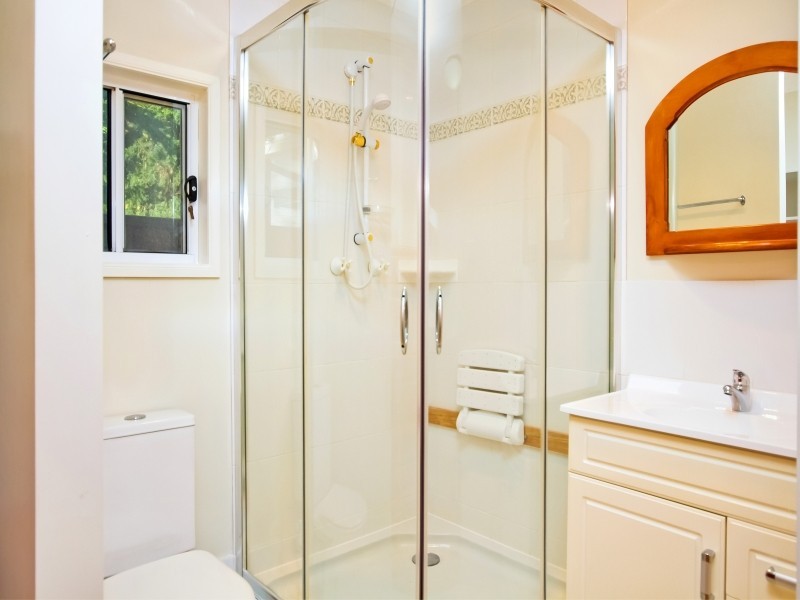 17 Tosca Drive, Gorokan NSW 2263