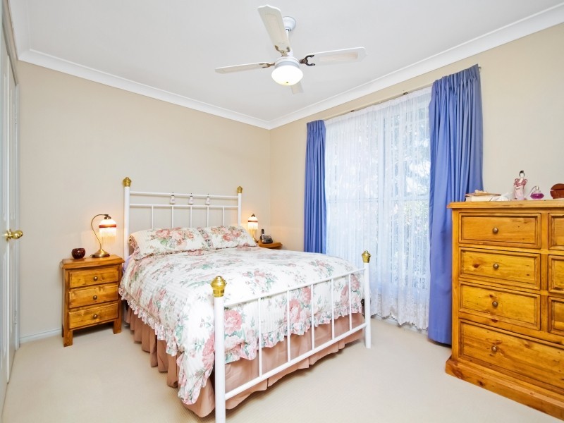 17 Tosca Drive, Gorokan NSW 2263