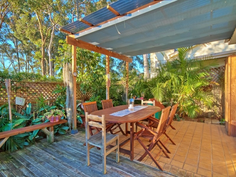 17 Tosca Drive, Gorokan NSW 2263