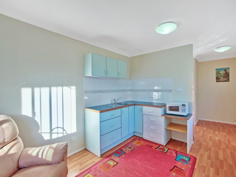 17 Tosca Drive, Gorokan NSW 2263