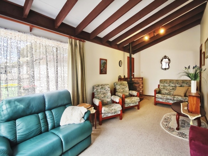 10 Leonora Parade, Noraville NSW 2263