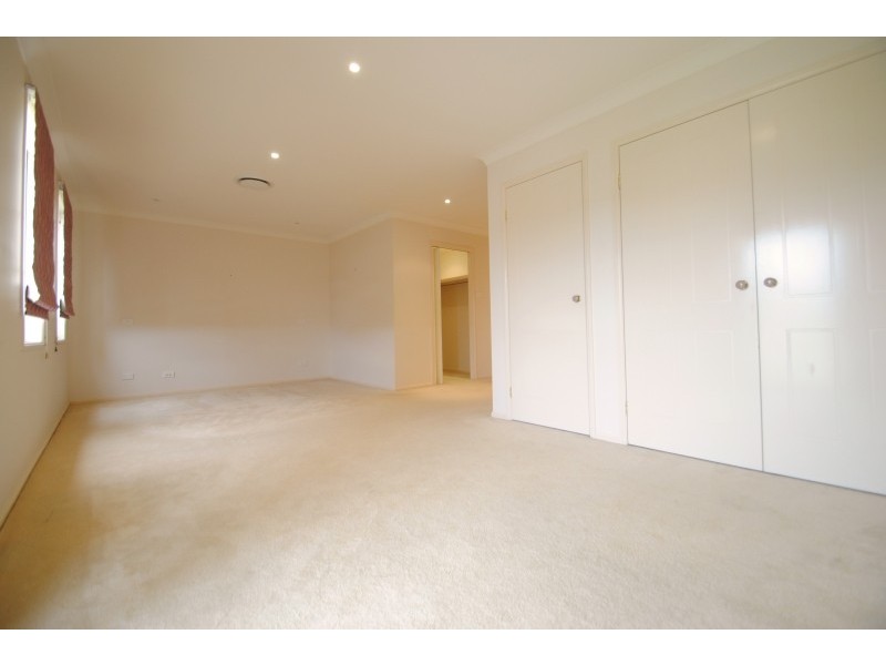 4 Lily Lane, Woongarrah NSW 2259