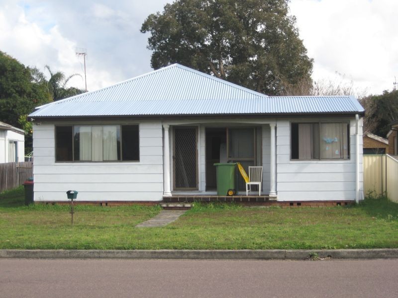 8 Dunleigh Street, Toukley NSW 2263