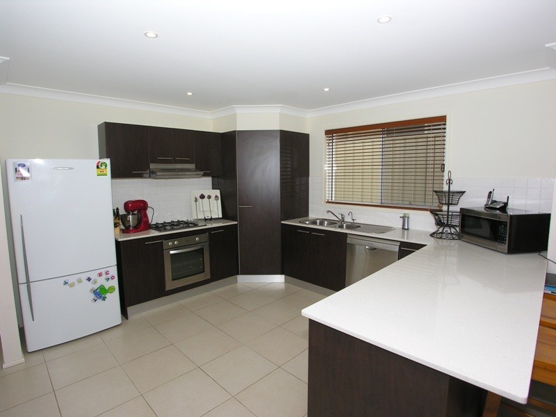 116 Orchid Way, Wadalba NSW 2259