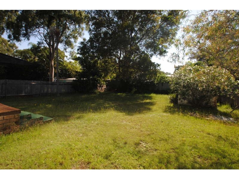 15 Brennon Road, Gorokan NSW 2263