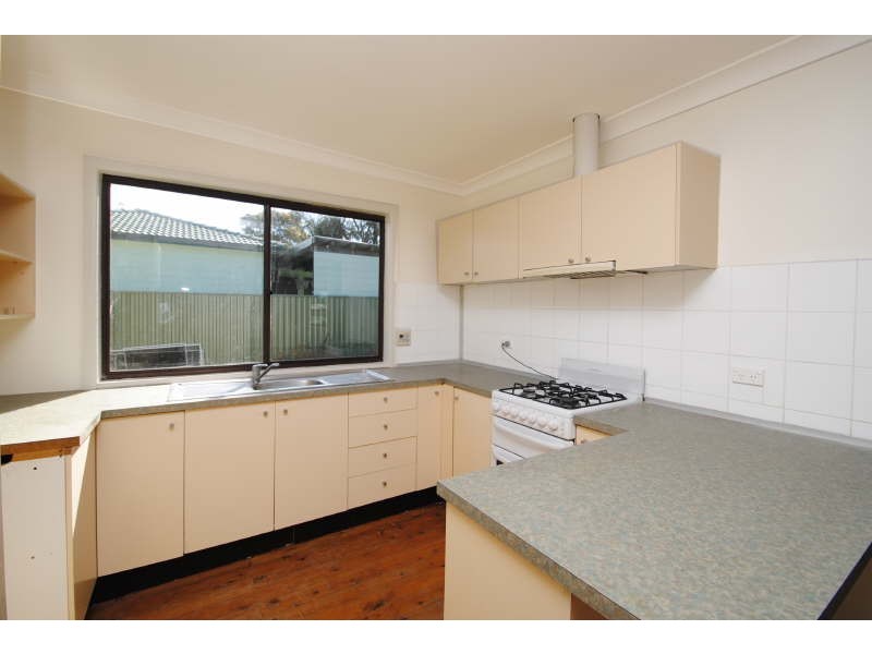 79 Robson Avenue, Gorokan NSW 2263