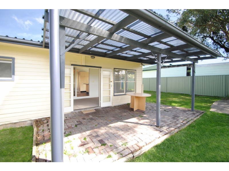 79 Robson Avenue, Gorokan NSW 2263