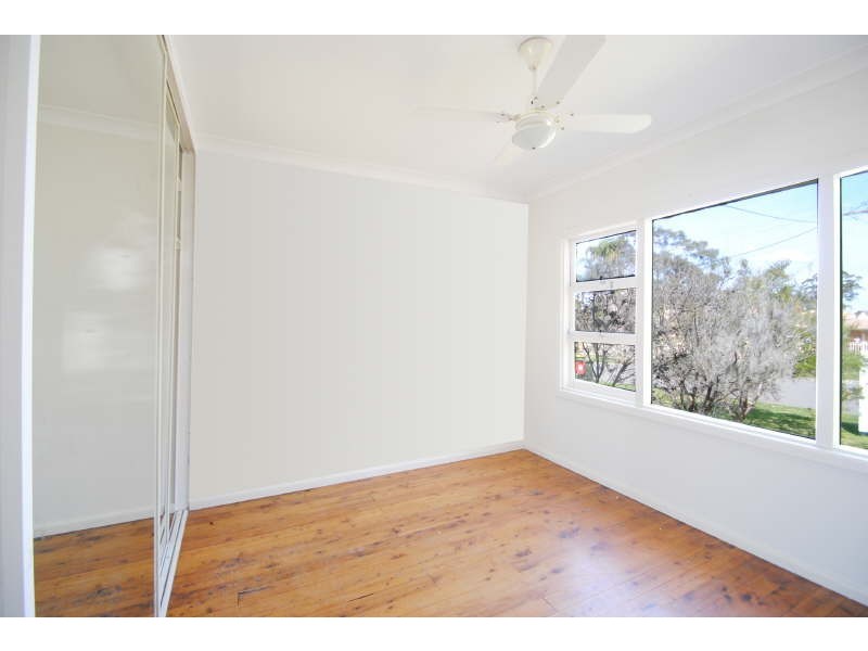 79 Robson Avenue, Gorokan NSW 2263