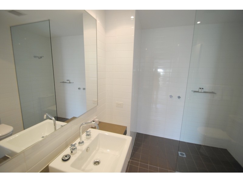 1304 Birkdale Pl, Magenta NSW 2261