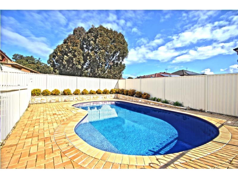 14 Peppercorn Avenue, Woongarrah NSW 2259
