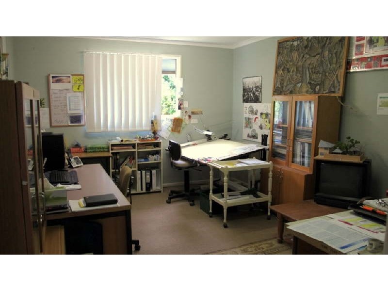 64 Sunrise Avenue, Budgewoi NSW 2262