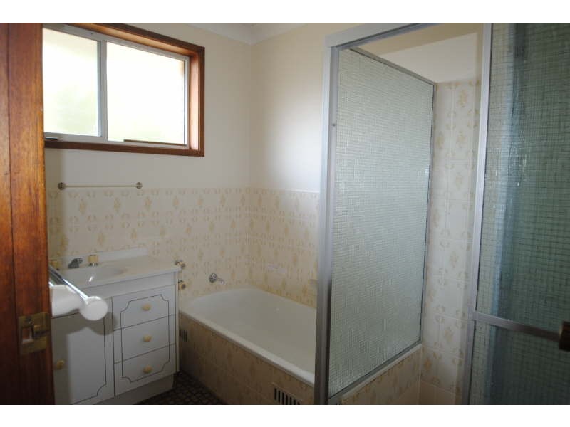 2/59 Robson Avenue, Gorokan NSW 2263