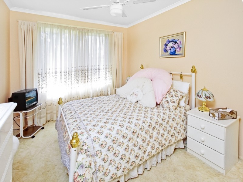 79 Lancaster Parade, Bateau Bay NSW 2261