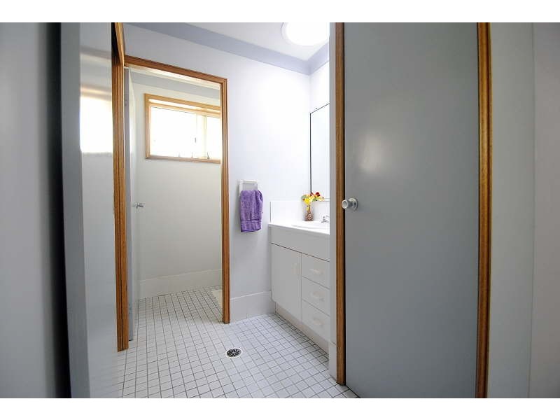 18A Twin Lakes Drive, Lake Haven NSW 2263