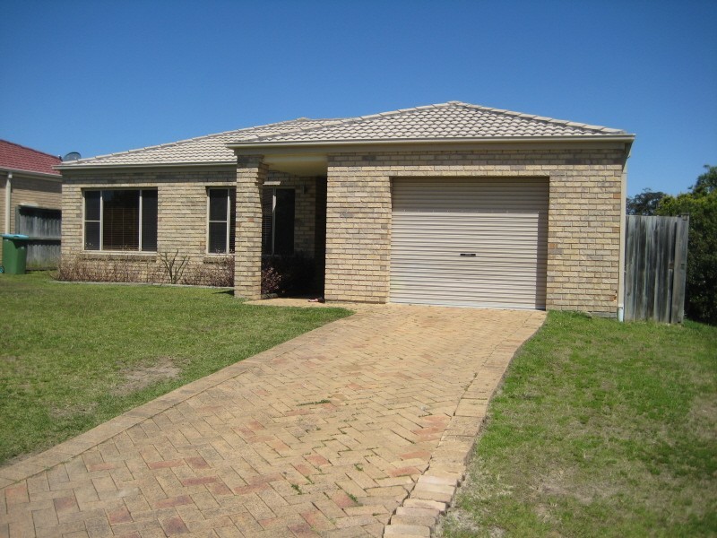 11 Harold Close, Bateau Bay NSW 2261